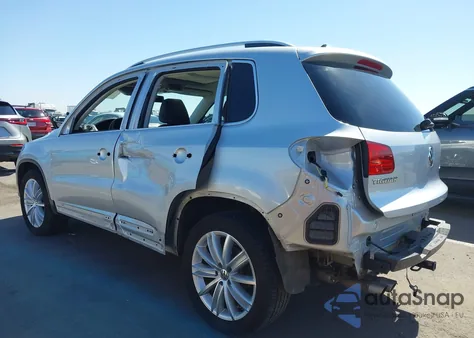 2013 Volkswagen Tiguan Se z USA, uszkodzony, nr VIN WVGAV7AX2DW527854